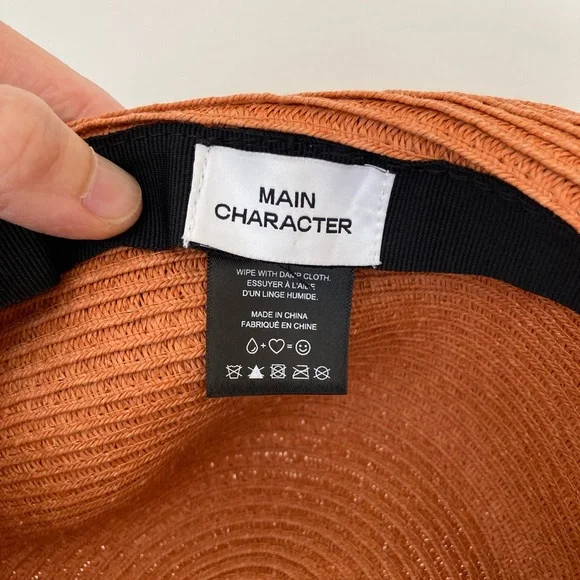 Main Character hat - Picture 5 of 5